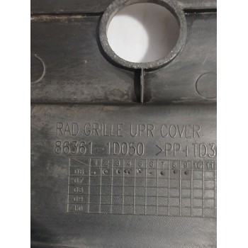 Recambio de moldura para kia carens iii monospace (un) 2.0 crdi 140 referencia OEM IAM 863611D050  