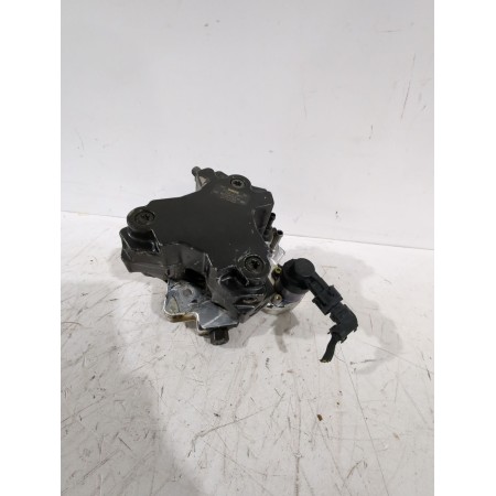 Recambio de bomba inyeccion para kia carens iii monospace (un) 2.0 crdi 140 referencia OEM IAM 3310027400  