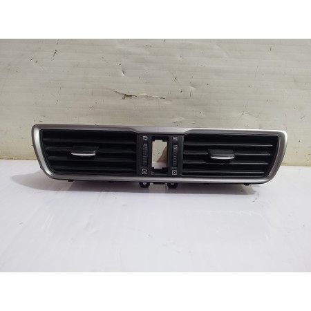 Recambio de rejilla aireadora para mazda 3 lim. () center-line referencia OEM IAM BHN26491X  