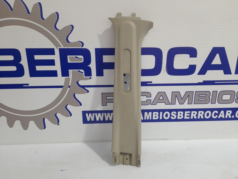 Recambio de moldura interior para renault kangoo 1.5 dci diesel fap referencia OEM IAM 8200419443  