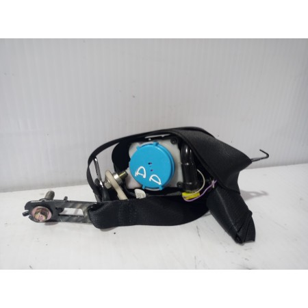 Recambio de cinturon seguridad delantero derecho para mazda 3 lim. () center-line referencia OEM IAM BHS257L30A02  