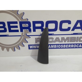 Recambio de molduras traseras para renault kangoo 1.5 dci diesel fap referencia OEM IAM 8200499015  