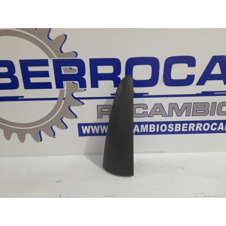 Recambio de molduras traseras para renault kangoo 1.5 dci diesel fap referencia OEM IAM 8200499015  