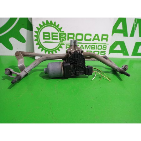 Recambio de motor limpia delantero para peugeot 207 1.4 referencia OEM IAM 0390241540  