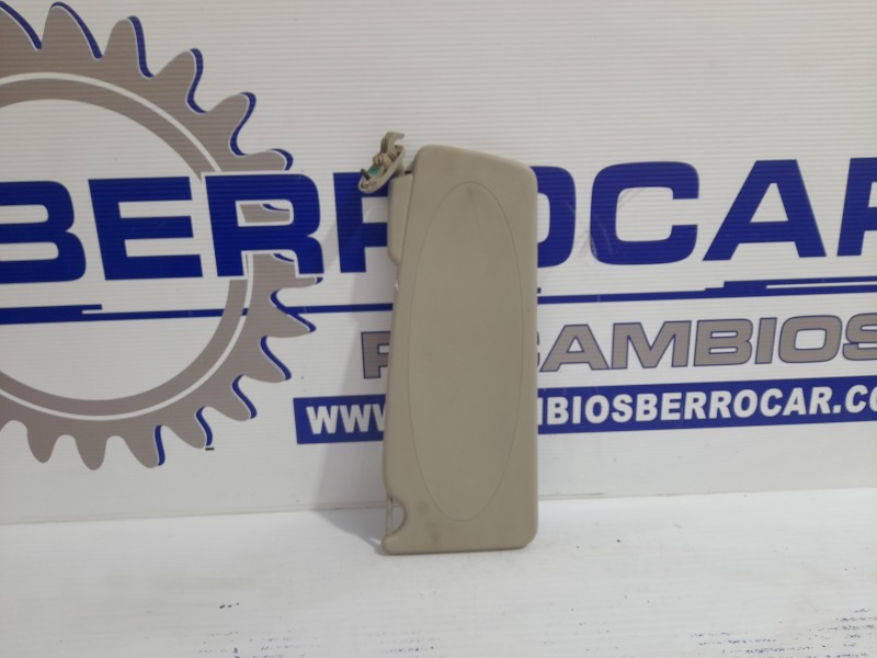 Recambio de parasol izquierdo para renault kangoo 1.5 dci diesel fap referencia OEM IAM 8200544833  