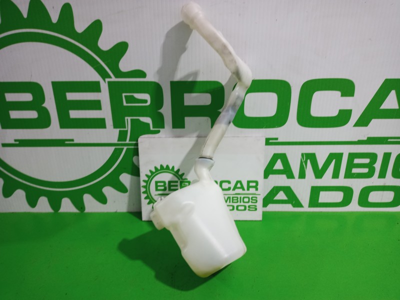 Recambio de deposito limpia para peugeot 207 1.4 referencia OEM IAM 9648337580  