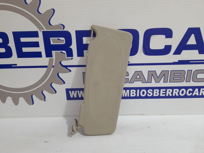 Recambio de parasol derecho para renault kangoo 1.5 dci diesel fap referencia OEM IAM 8200544838  