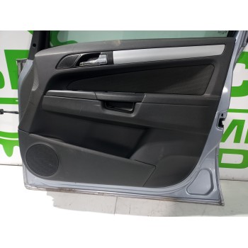 Recambio de puerta delantera derecha para opel zafira b 1.9 cdti cat (z 19 dtl) referencia OEM IAM 13203014  