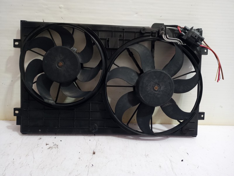 Recambio de electroventilador para volkswagen eos (1f7) 2.0 referencia OEM IAM 1K0121207T  