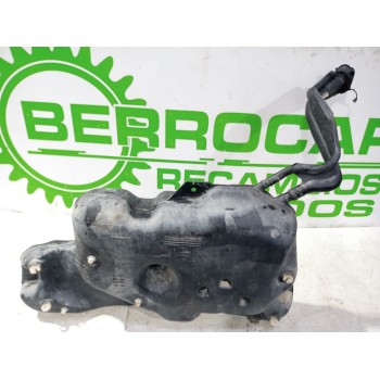 Recambio de deposito combustible para dacia sandero laureate referencia OEM IAM 8200420831 / 8200371908  