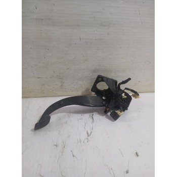 Recambio de pedal freno para kia carens iii monospace (un) 2.0 crdi 140 referencia OEM IAM 528001D100  