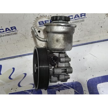 Recambio de bomba direccion para toyota avensis berlina (t25) 2.2 d-4d cat referencia OEM IAM 4431005120  
