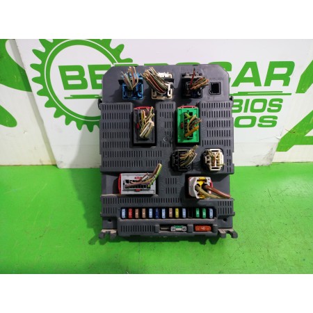 Recambio de caja reles / fusibles para peugeot 508 active referencia OEM IAM 9663798480  