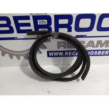 Recambio de goma contorno para renault kangoo 1.5 dci diesel fap referencia OEM IAM 8200425627  