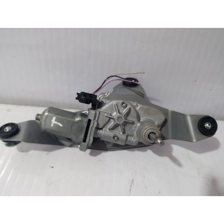 Recambio de motor limpia trasero para mazda 3 lim. () center-line referencia OEM IAM BHS267450  