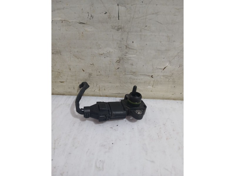 Recambio de sensor para kia carens iii monospace (un) 2.0 crdi 140 referencia OEM IAM 3930084400  