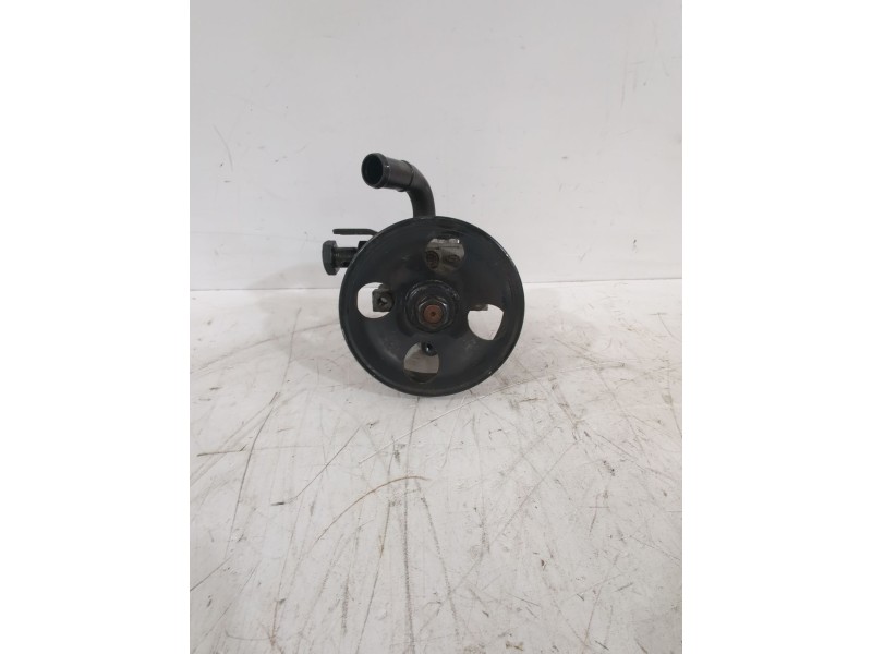 Recambio de bomba direccion para kia carens iii monospace (un) 2.0 crdi 140 referencia OEM IAM 571002G200  