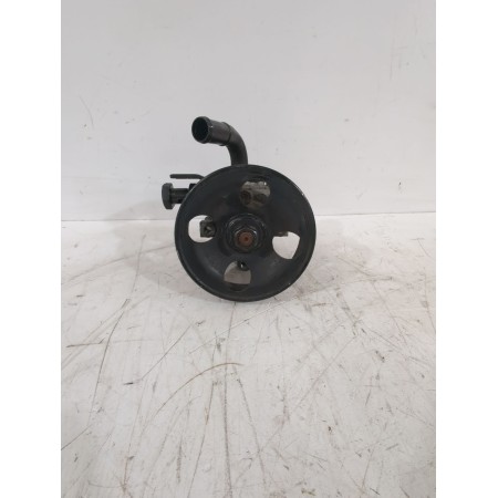 Recambio de bomba direccion para kia carens iii monospace (un) 2.0 crdi 140 referencia OEM IAM 571002G200  