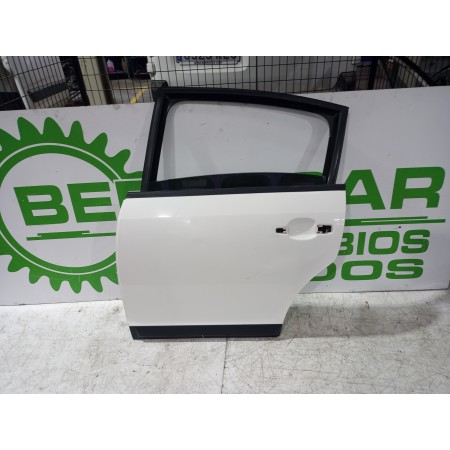 Recambio de puerta trasera izquierda para citroën c4 berlina collection referencia OEM IAM 9006H8  