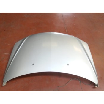 Recambio de capot para kia sorento 2.5 crdi referencia OEM IAM 66400-3E010  