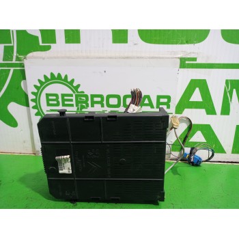 Recambio de caja reles / fusibles para peugeot 307 berlina (s2) 1.6 16v hdi referencia OEM IAM 9660105980  