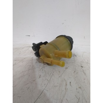 Recambio de deposito servo para kia carens iii monospace (un) 2.0 crdi 140 referencia OEM IAM 571502G000  