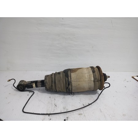 Recambio de amortiguador trasero derecho para land rover discovery 4 tdv6 hse referencia OEM IAM AH2218W002AA  