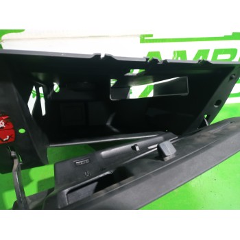 Recambio de guantera para citroën c4 berlina collection referencia OEM IAM 9646339177  