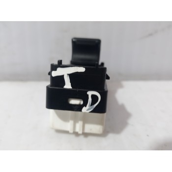 Recambio de mando elevalunas trasero derecho para mazda 3 lim. () center-line referencia OEM IAM KD3566370  