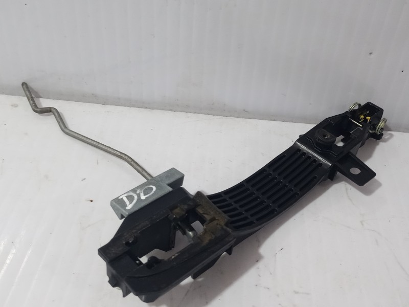 Recambio de maneta exterior delantera derecha para mazda 3 lim. () center-line referencia OEM IAM BHN95842XA  