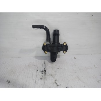 Recambio de termostato para land rover discovery 4 tdv6 hse referencia OEM IAM 4H2Q8592  
