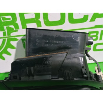 Recambio de rejilla aireadora para peugeot 207 1.4 referencia OEM IAM 9650088577  