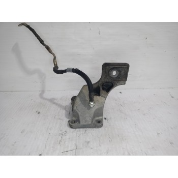 Recambio de soporte motor derecho para land rover discovery 4 tdv6 hse referencia OEM IAM AH226037BA  