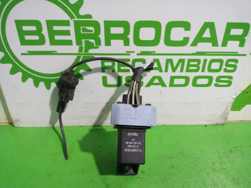 Recambio de caja precalentamiento para citroën c4 berlina collection referencia OEM IAM 9640469680  