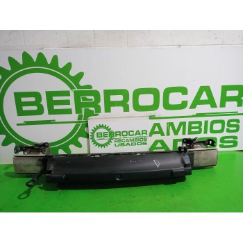 Recambio de refuerzo paragolpes delantero para citroën c4 berlina collection referencia OEM IAM 7106C5  