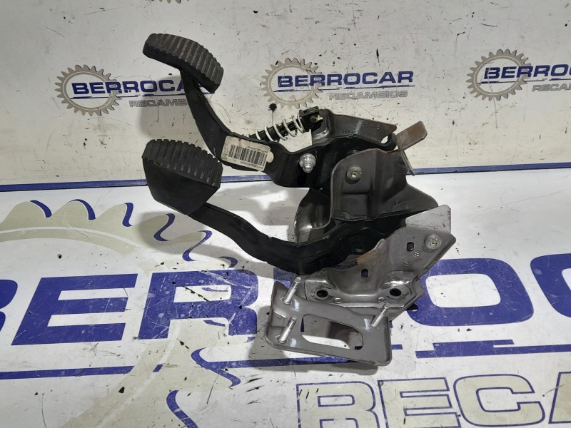 Recambio de pedal de freno para peugeot partner kombi 1.6 blue-hdi fap referencia OEM IAM 0943211408  