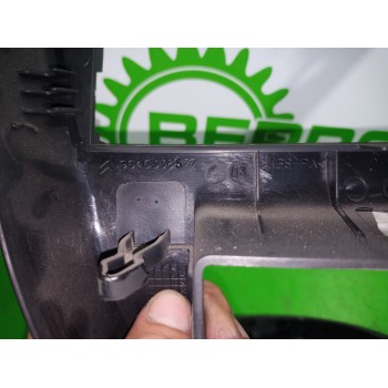 Recambio de moldura para citroën c4 berlina collection referencia OEM IAM 9646338577  