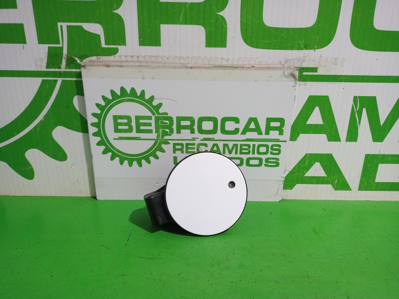 Recambio de tapa exterior combustible para ford fiesta (cbk) ambiente referencia OEM IAM 1143314  