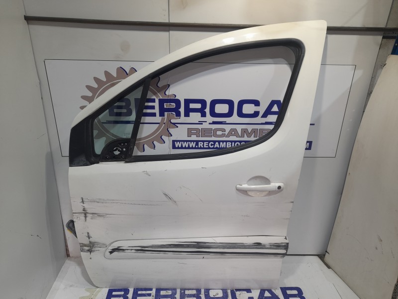 Recambio de puerta delantera izquierda para peugeot partner kombi 1.6 blue-hdi fap referencia OEM IAM 9002Z3  