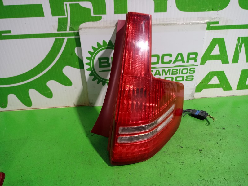 Recambio de piloto trasero derecho para citroën c4 berlina collection referencia OEM IAM 79998D  