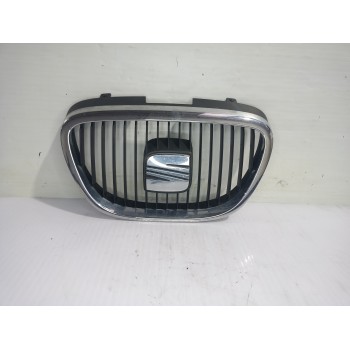Recambio de rejilla delantera para seat toledo (5p2) exclusive referencia OEM IAM 5P0853654  