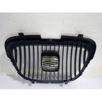 Recambio de rejilla delantera para seat toledo (5p2) exclusive referencia OEM IAM 5P0853654  