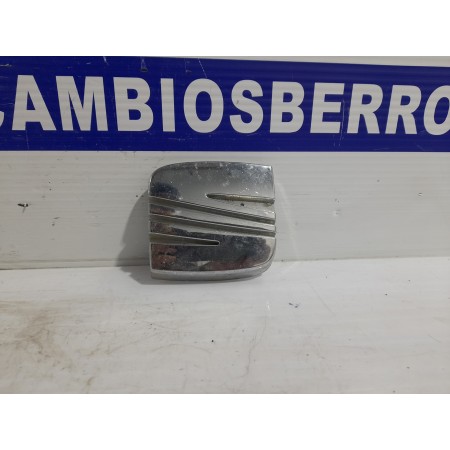 Recambio de emblema para seat exeo berlina (3r2) 2.0 tdi referencia OEM IAM 3R0853679  