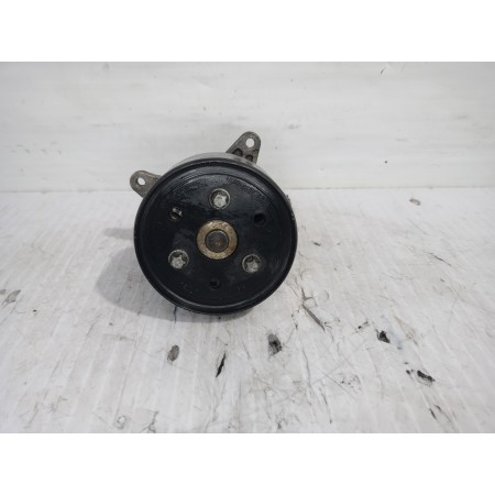 Recambio de bomba agua para land rover discovery 4 tdv6 hse referencia OEM IAM LR013164  