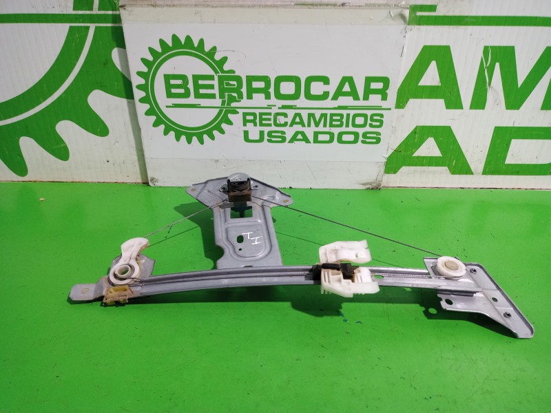 Recambio de elevalunas trasero izquierdo para citroën xsara berlina 1.6 16v satisfaction referencia OEM IAM 112951  