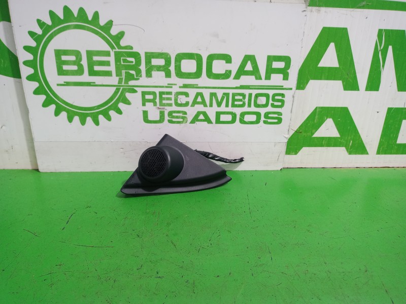 Recambio de altavoz para toyota auris touring sports (e18) hybrid feel! edition referencia OEM IAM 6749102380  