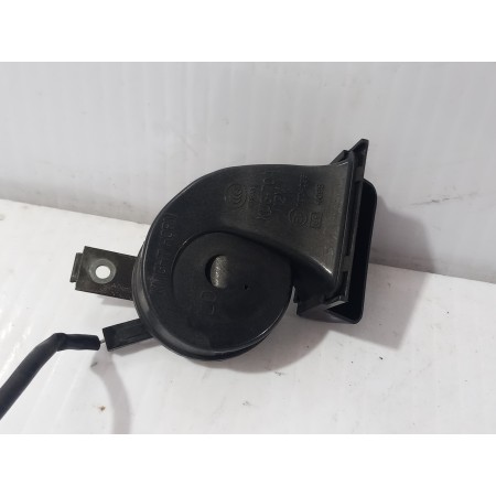 Recambio de claxon para mazda 3 lim. () center-line referencia OEM IAM E911004095  