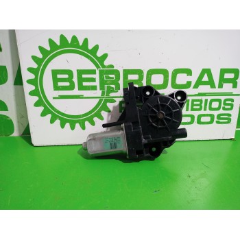 MOTOR ELEVALUNAS DELANTERO DERECHO WR12638 