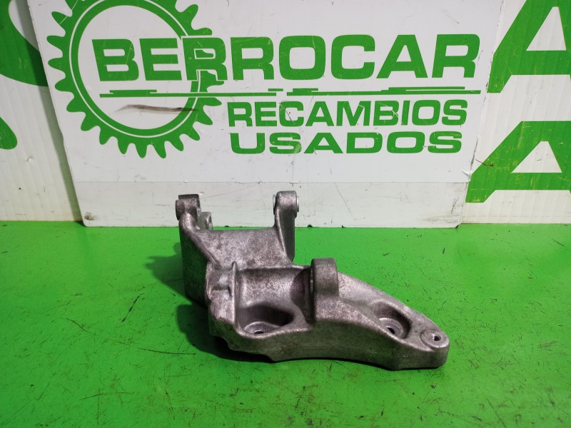Recambio de soporte motor para ford fiesta (cbk) ambiente referencia OEM IAM 9641715580  
