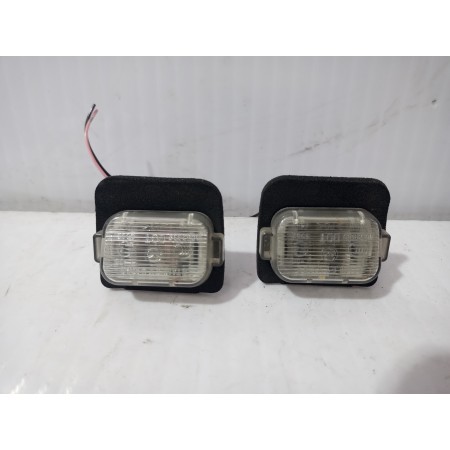 Recambio de piloto matricula para mazda 3 lim. () center-line referencia OEM IAM A052889  